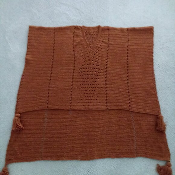 Hand Crafted Hi-Low Crochet Poncho, Color Orange, Size one size fitted most. - Picture 7 of 7